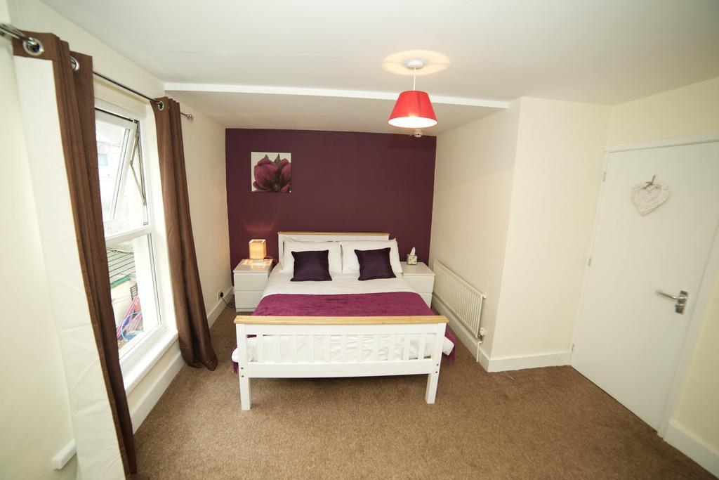 Bristol Serviced Lets - 152/154 Bath Road Room photo